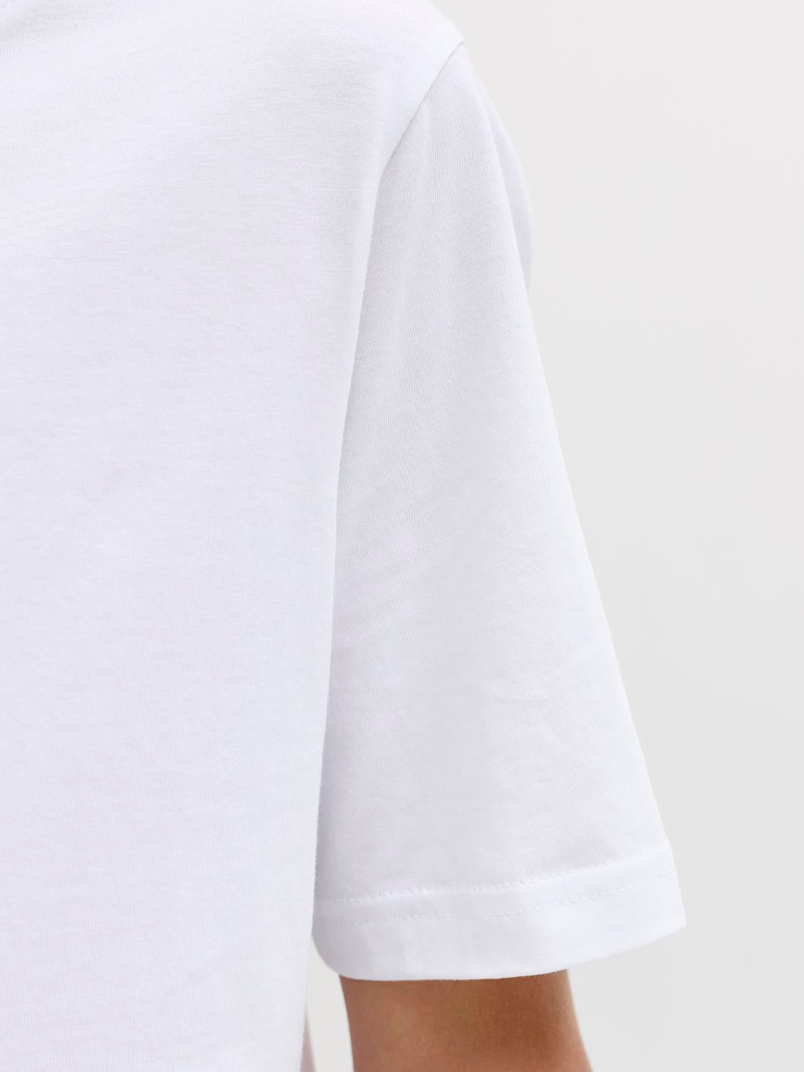 model_shot-detail
